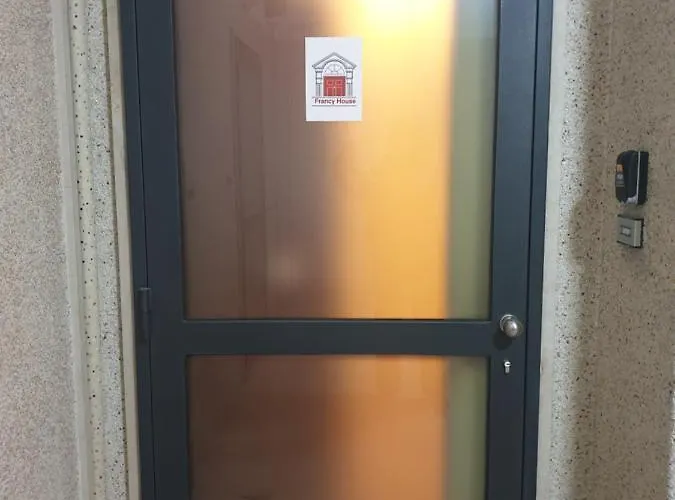 Francy House 2 Apartmán *